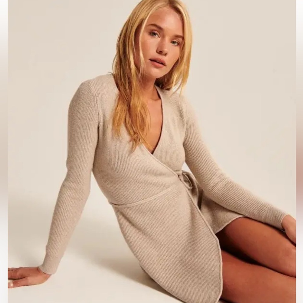 Abercrombie Wrap Sweater Dress Small